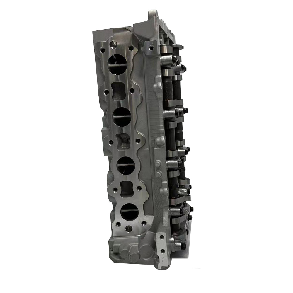 Hot Sale Car Engine Cylinder Head G4KG For Hyundai Kia 22100-2C Hyundai Stark 2 Tq H1 H100 H200 Kia Carens